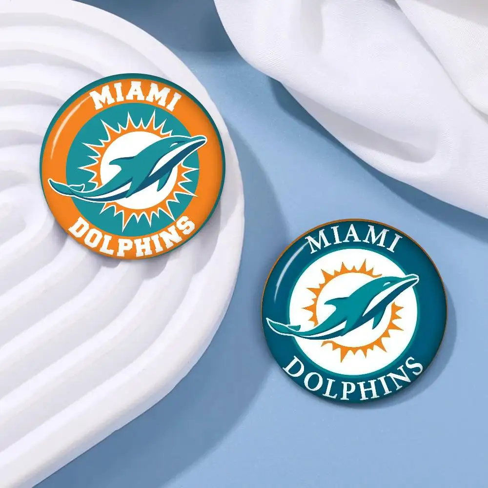 Creator Tinplate Pin Button Custom Anime Role Old-school Brooch Cartoon Collar Badge Jewelry Gift Fans LGOG M-m-Miami Dolphins