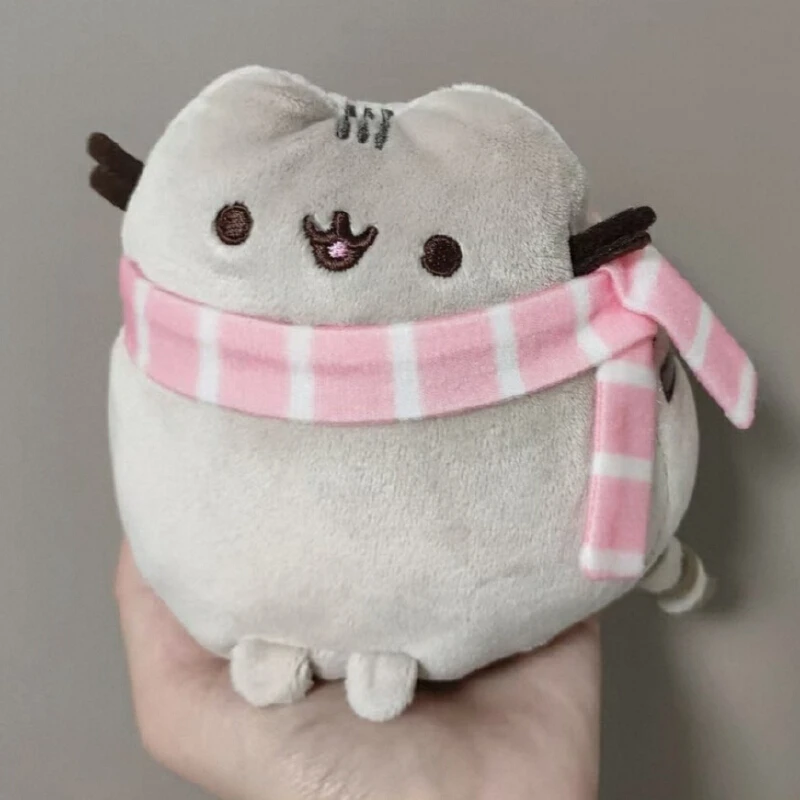 

15 см Новый аниме Pusheen плюшевые игрушки новая кукла короткий плюшевый шарф пончик кошка пончик подушка отправить друзьям праздник подарки на день рождения игрушки
