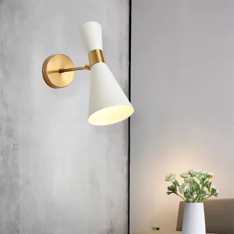 Lámpara de pared LED moderna minimalista, luz brillante de hierro hacia arriba y hacia abajo para sala de estar, dormitorio, barra de cabecera, accesorios de iluminación, blanco y negro