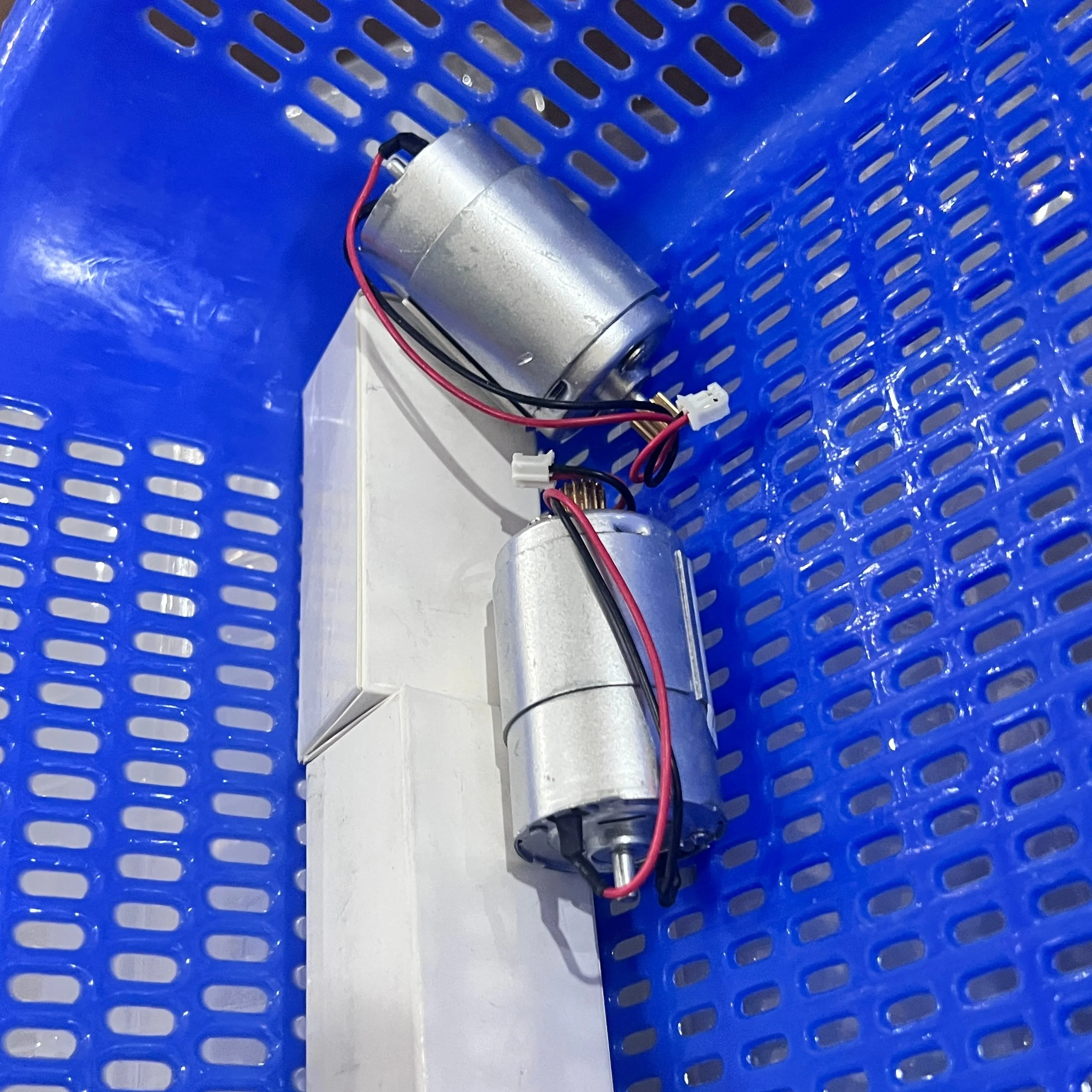 리코 DX 3440 3442 3443 3240 2330 2340 2430 2432 및 게스테트너 6300 6301 6303 6143에 사용되는 DX2330 모터 잉크 펌프 어셈블리 1개