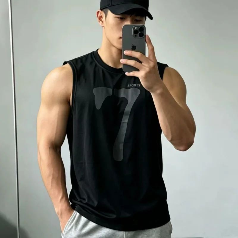 NEUES Herren Mesh Tanktop mit breiten Trägern, schnelltrocknend, bedruckt, ärmellos, atmungsaktives Trainingsshirt, Laufweste, Sport-Fitness-Singlet