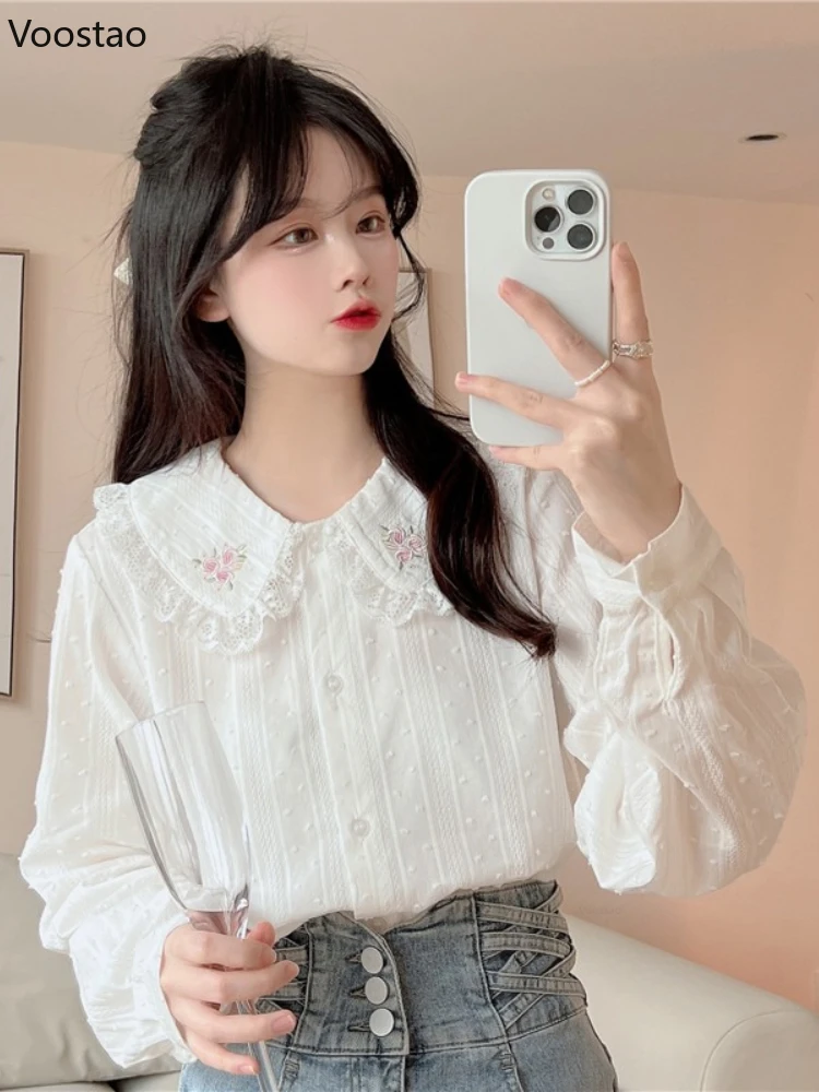 Sweet Lolita White Shirt Women Harajuku Lace Ruffles Flower Embroidery Peter Pan Collar Blouses Preppy Style Long Sleeve Tops