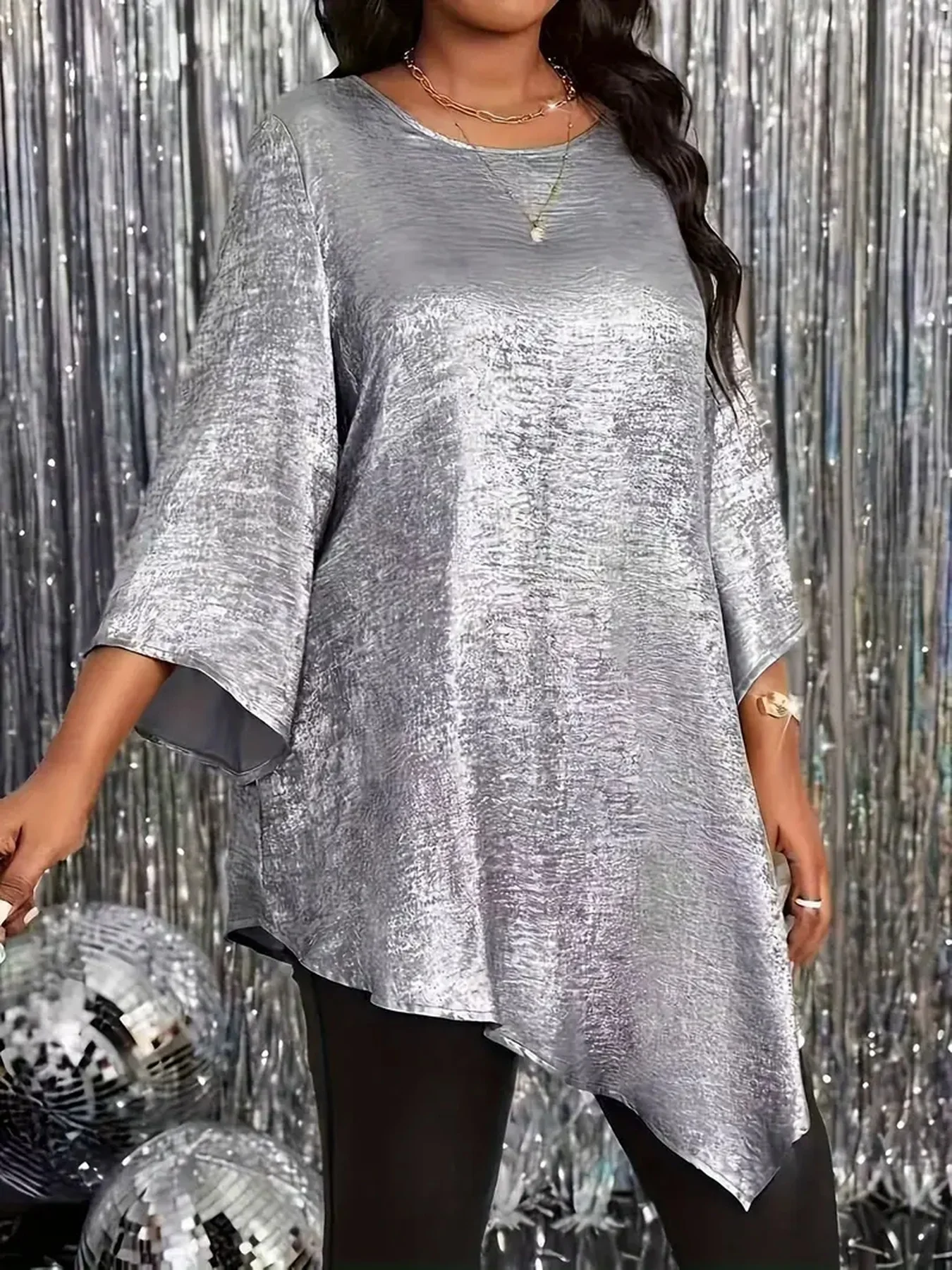 

Women's plus size top, long sleeves, asymmetrical hem, fashionable casual daily wear, ideal weekend wear