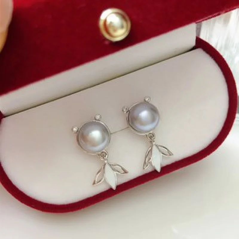 Fresh Elegant Simple and Versatile Daily Wear 8-9MM Freshwater Pearl Earrings