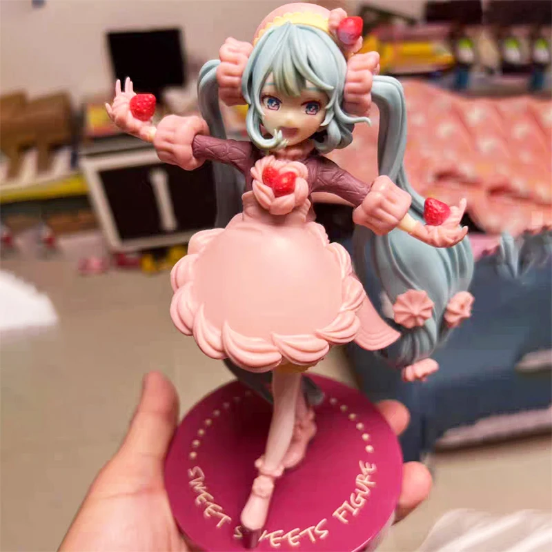 

Hatsune Miku Figure Sweet Strawberry Miku Action Figurines Pvc Anime Model Statue Collectible Model Dolls Kids Birthday Gift