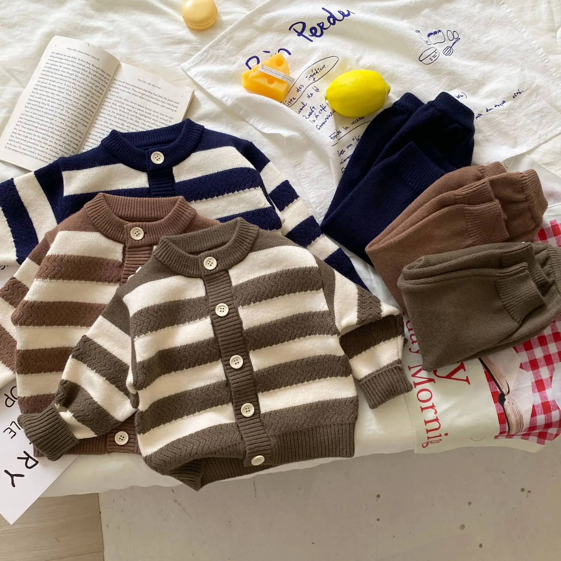

2025 Autumn New Baby Long Sleeve Clothes Set Infant Boy Girl Striped Knitted Cardigan + Pants 2pcs Suit Toddler Casual Outfits