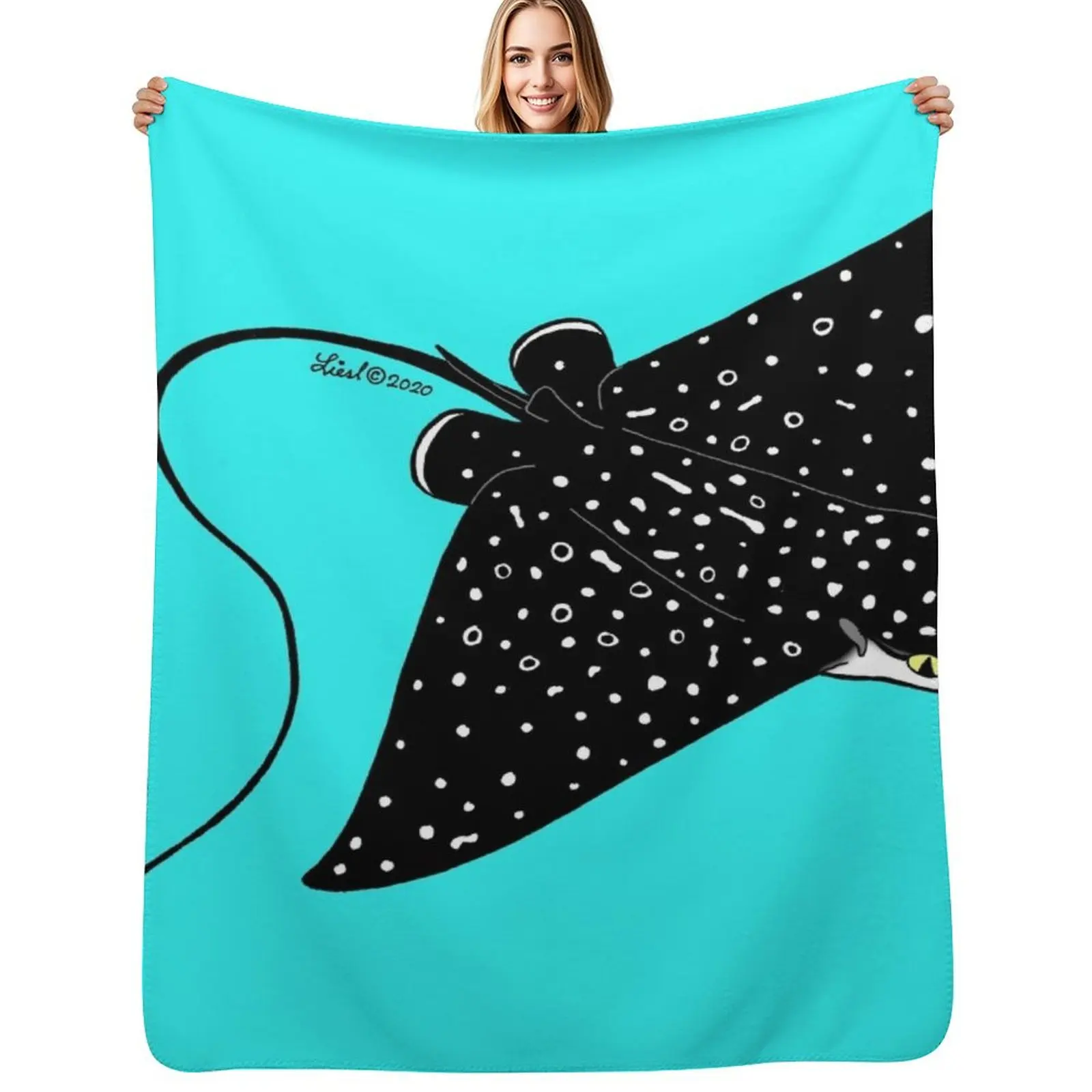 Spotted Eagle Ray Pup Throw Blanket Elegant Warm Throw Blanket for Hotel Home