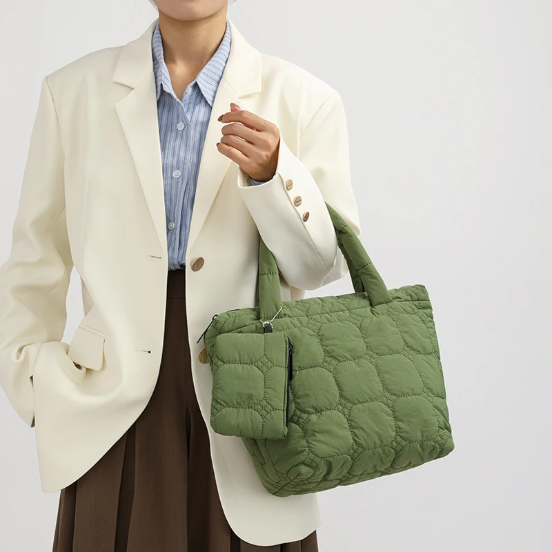 

Textured Cotton Clothing Bag, Simple Autumn and Winter Shoulder Bag, Versatile Casual Handbag, Large Capacity Tote Bag 1105MXH