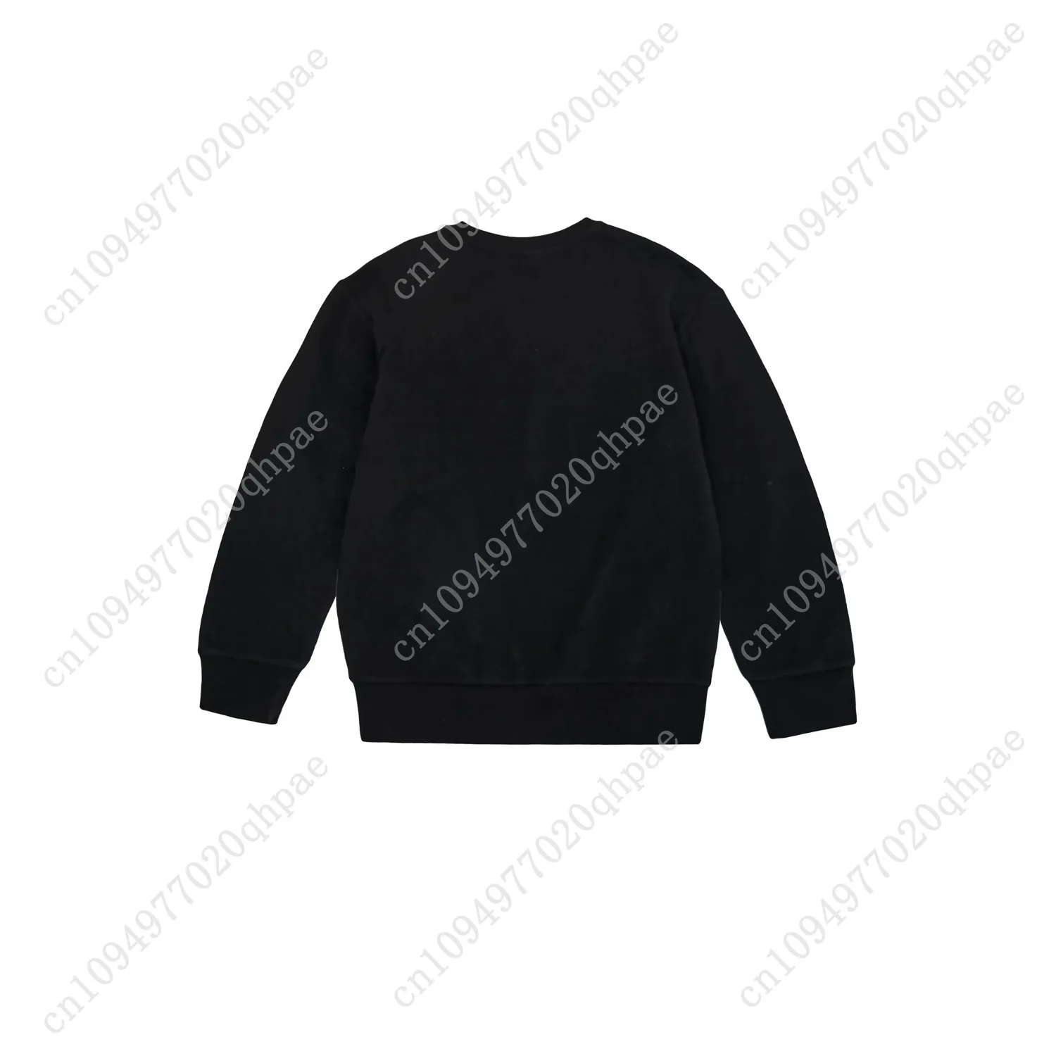 Рисунок 2 - Толстовка с круглым вырезом «Путь