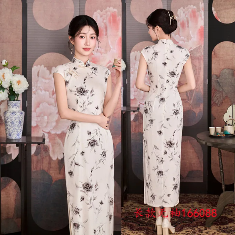 

Новое китайское платье-ципао без рукавов в стиле 2026 года, весна-лето, приталенное, для повседневной носки, для молодых женщин