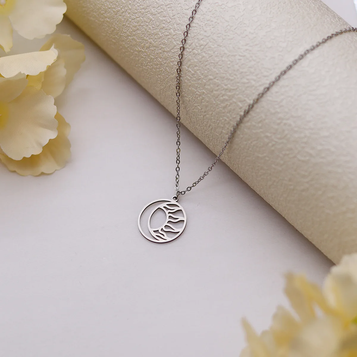 

Cxwind Stainless Steel Necklaces Vintage Sun Star Moon Pendant Collar Chain Fashion Elegant Necklace For Women Jewelry