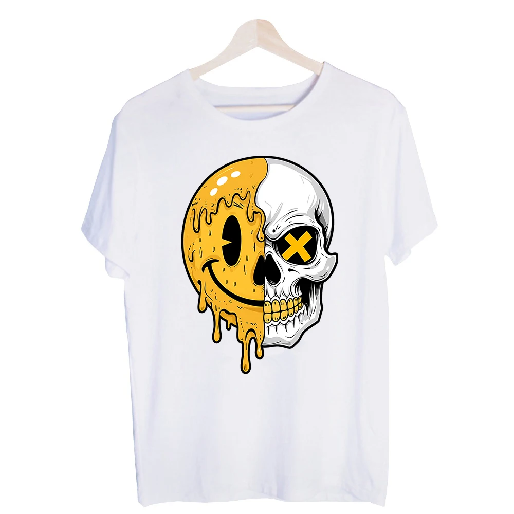 Men's Smiley Face and Skull Graphic Tee, Short Sleeve Crew Neck T-Shirt for Streetwear and Casual Outfits