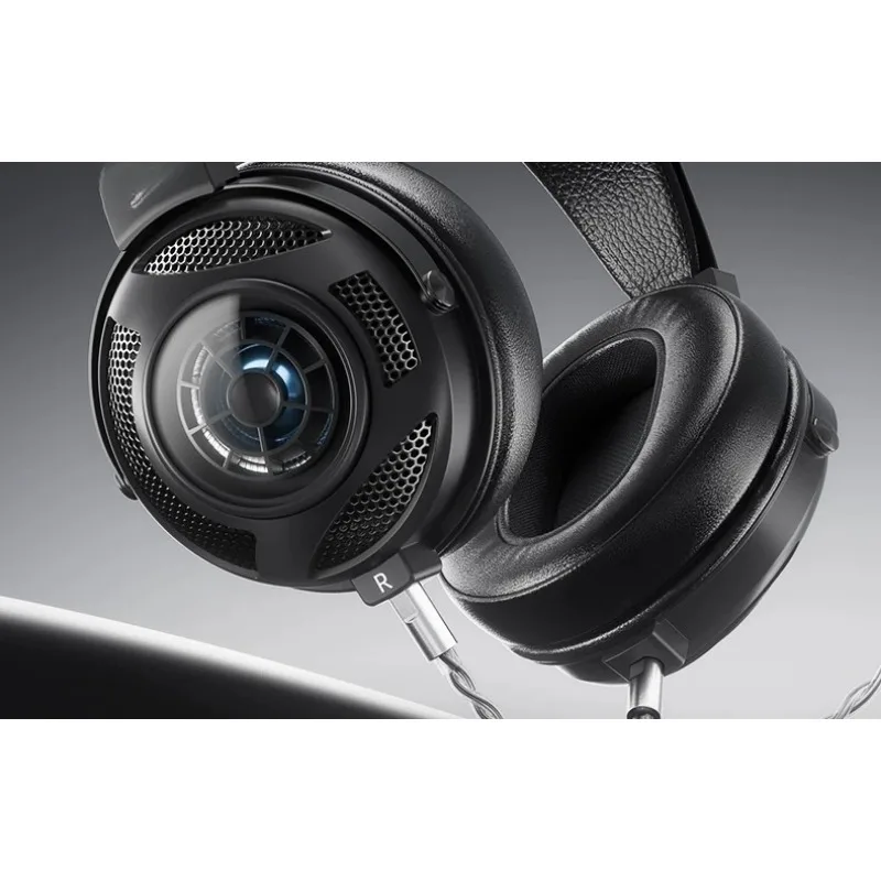 Headset large dynamic earphone closed high-resolution HiFi e-sports game wired computer