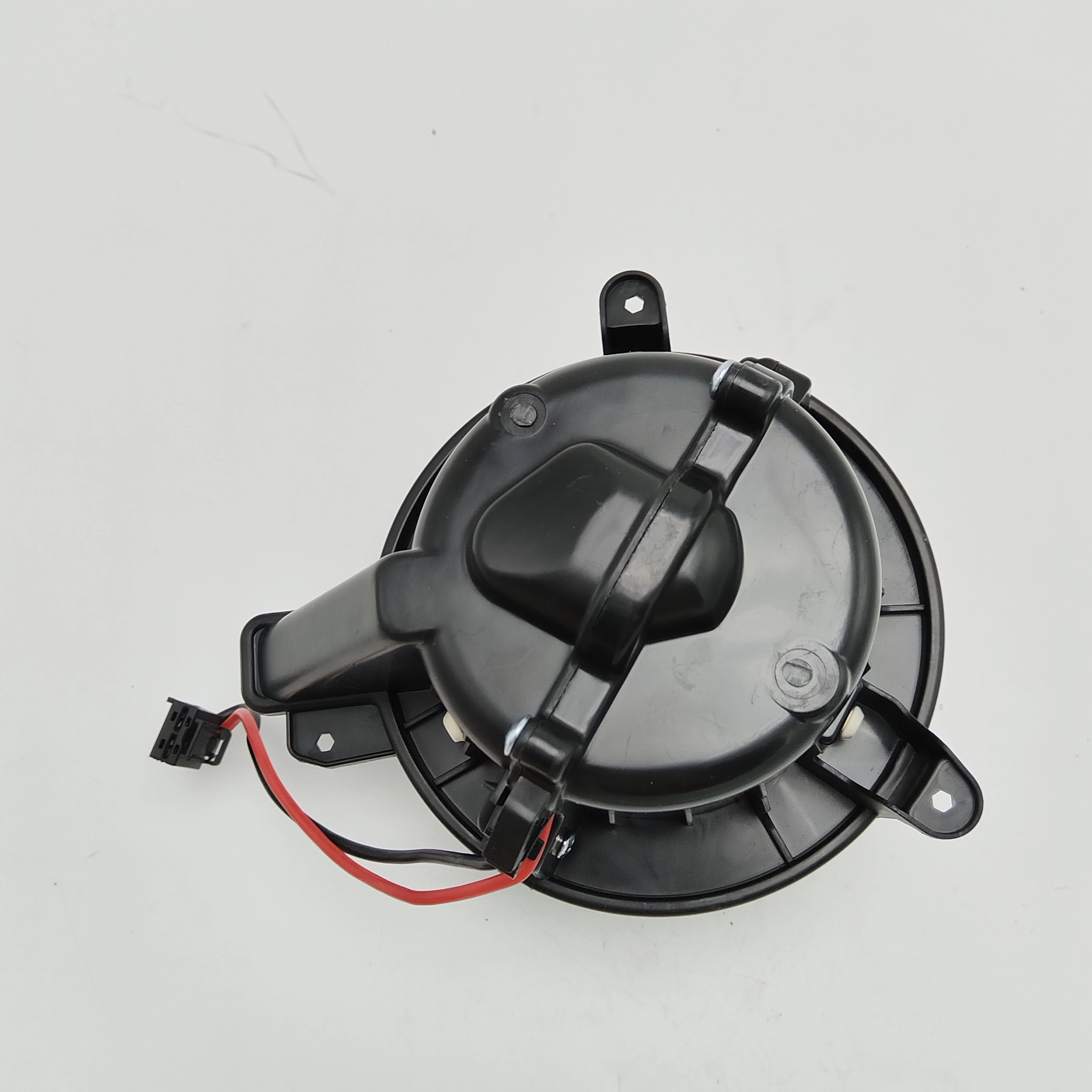 Left-Hand Drive Blower Motor Suitable for Vw Polo/Virtus Lhd T-Cross/Golf Novo Digital Lhd Oe: Fw936001 2Q1.820.021 2Q1820021 25711