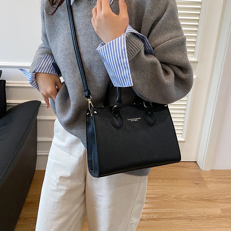 حقيبة كروس لوكس 2025، محفظة كتف واسعة للنساء، حقيبة بمقبض علوي بسيط، حقيبة جمالية ليلاً ونهارًا، محكم #4