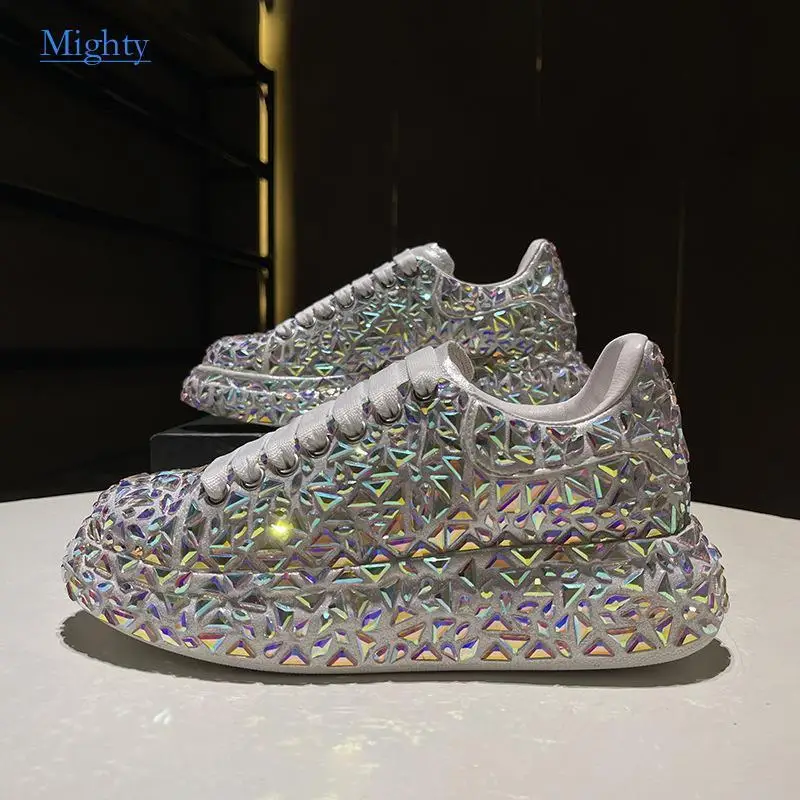 

2024 New Rhinestones Fried Street Daddy Flat Shoes Women Sneakers Instagram Trend Thin Women's Classic Casual Platform Platform