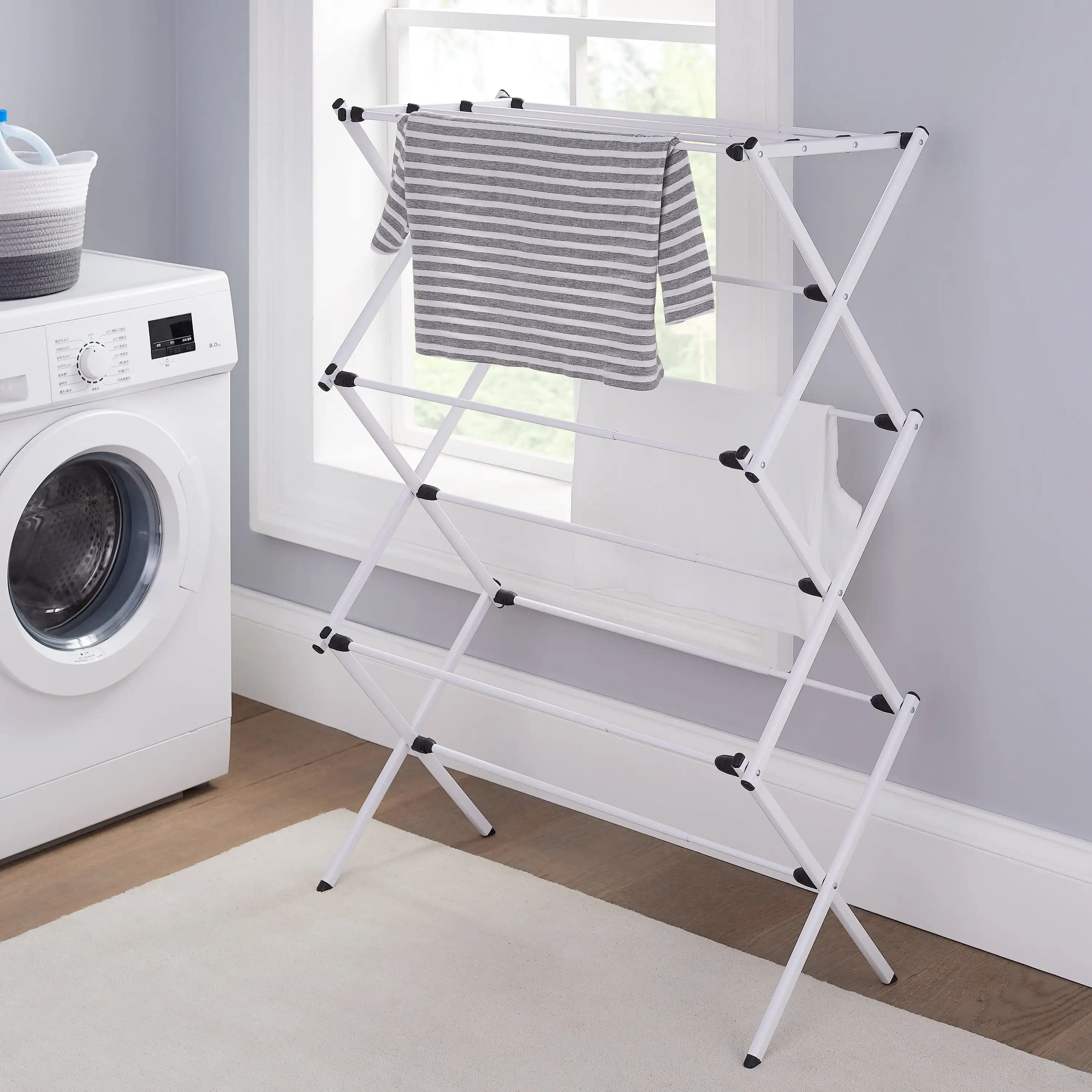 

Expandable Steel Laundry Clothes Drying Rack, White