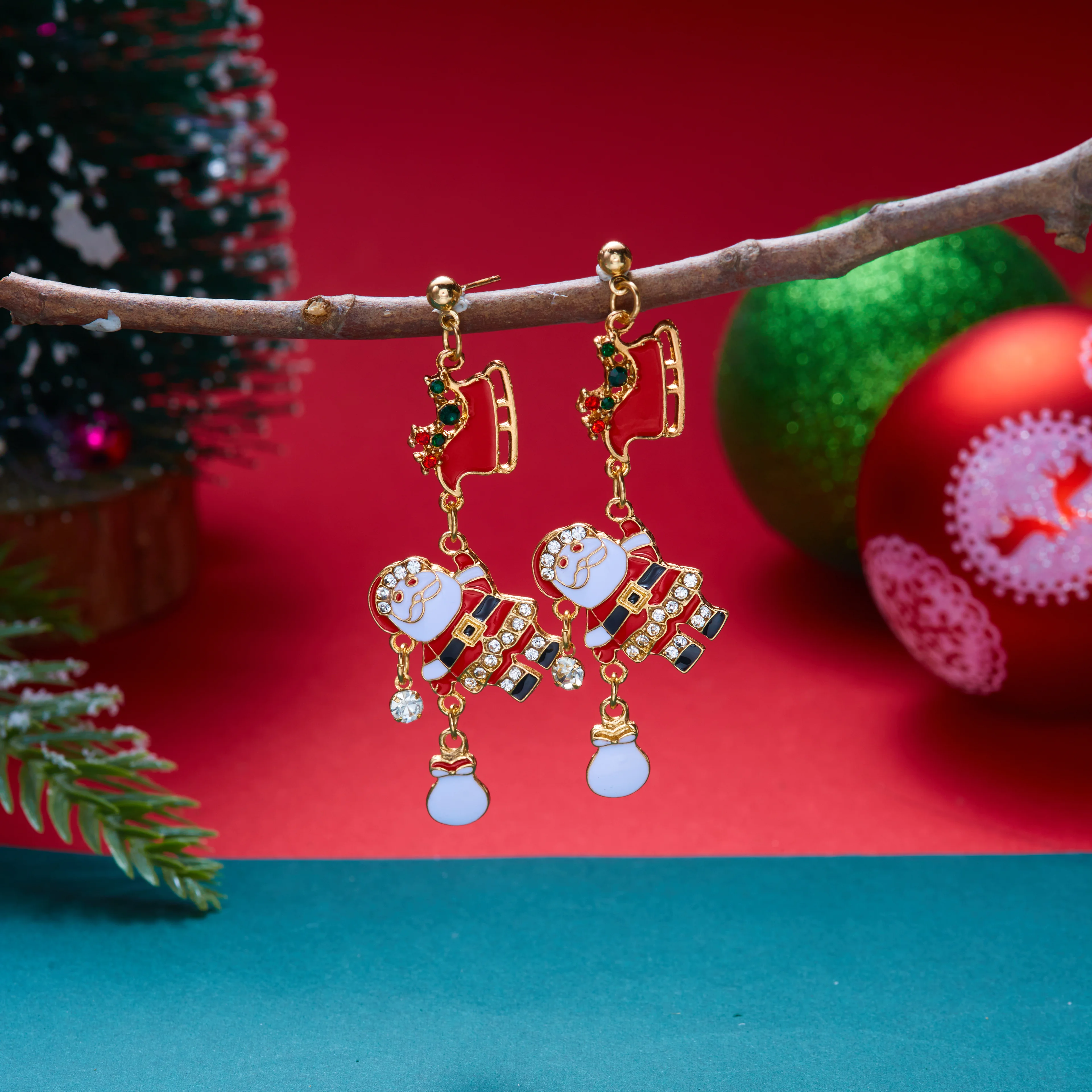 Enamel Rhinestone Christmas Dangle Earrings For Women Crystal Zircon Santa Claus Skate Boot Drop Earring Xmas Holiday Jewelry