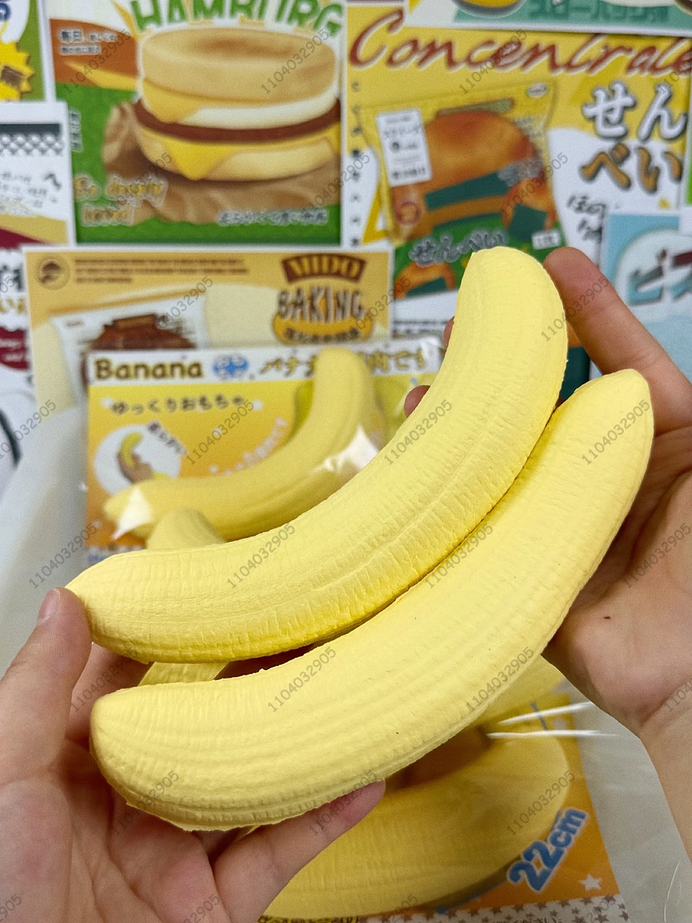 ของเล่นบีบเนื้อกล้วย สีเหลือง บีบแล้วคืนตัวช้า ของเล่นบีบคลายเครียด ของขวัญ