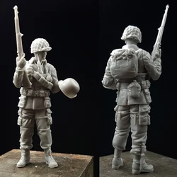 1/35 Resin Model figure GK Soldier, WW2 US Paratrooper, military theme, Unassembled and unpainted kit