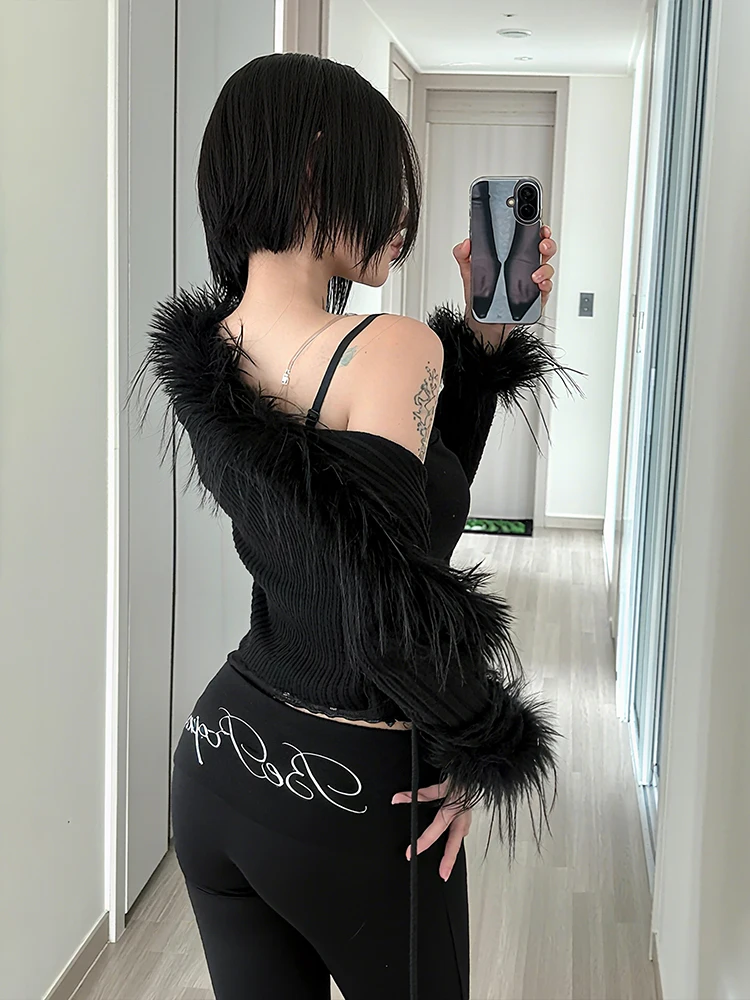 เสื้อคาร์ดิแกนไหมพรมขนฟูแฟชั่นฤดูใบไม้ร่วงใหม่สำหรับผู้หญิง สไตล์เซ็กซี่ ตัดต่อผ้า แขนยาว ยืดได้ ทรงเข้ารูป สไตล์พังก์ เท่ห์  สำหรับใส่เที่ยวกลางคืน