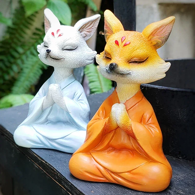 White Nine-tailed Fox Figurines Aesthetic Room Bedroom Garden Figurines & Miniatures Simple Cute Home Decor Crafts Estatua FYFM