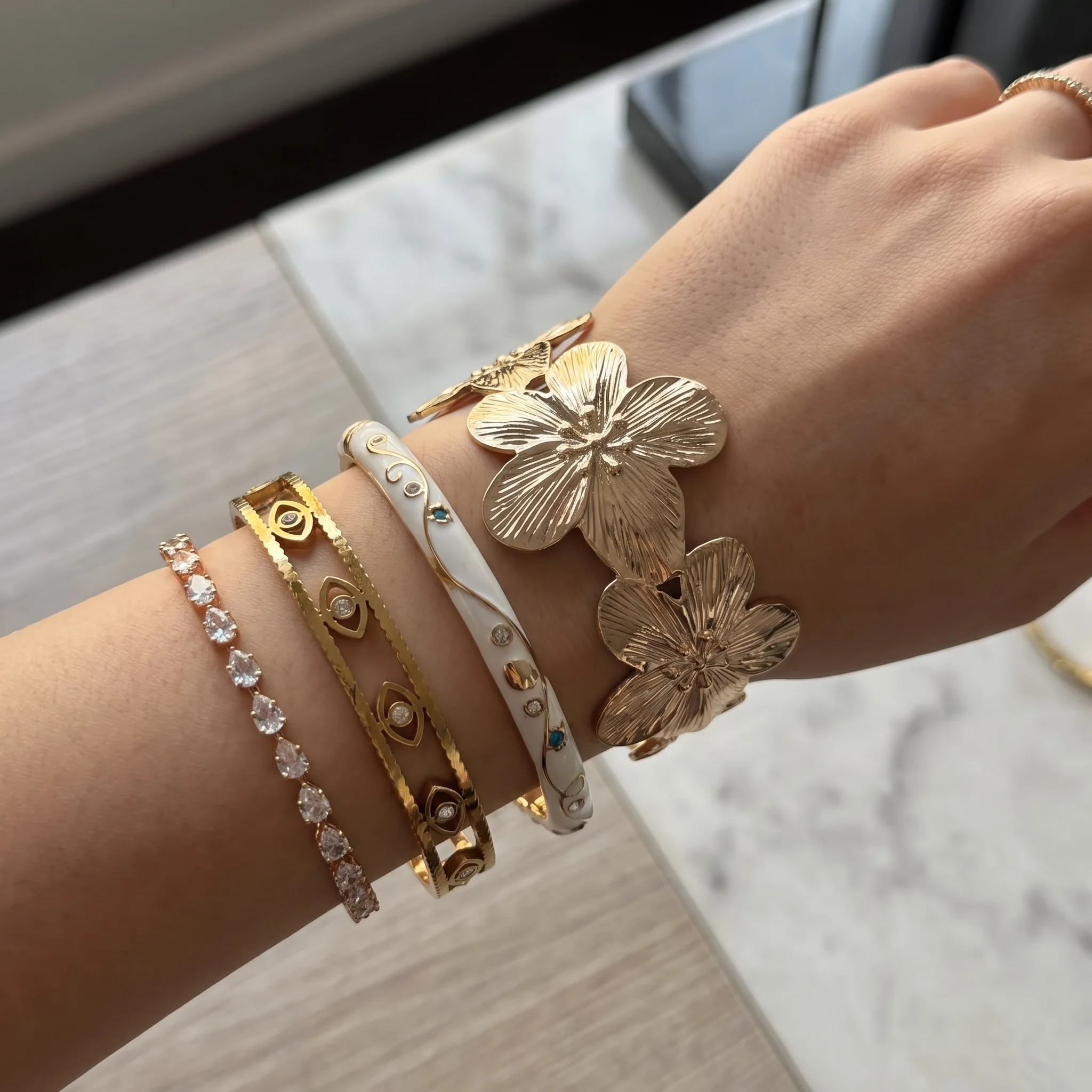 Sparkling Flower Layered Bangle Bracelet Set for Women Multilayer Evil Eye Rhinestone Crystal Finger Chain Party Jewelry Gift