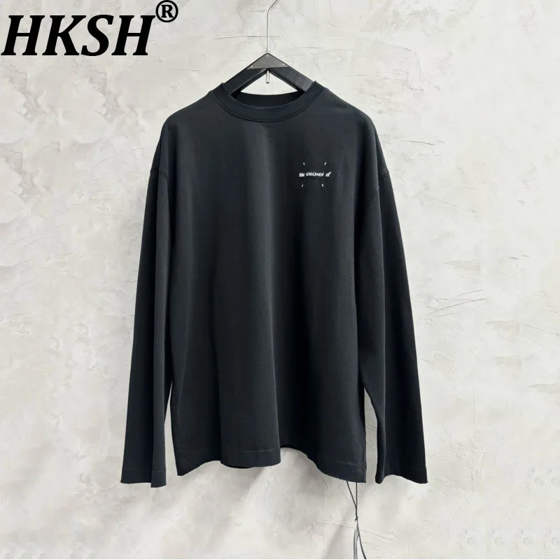 

HKSH Весенне-Осенняя новая мужская трендовая темная свободная футболка с длинным рукавом и вышивкой, потертые уличные модные повседневные топы HK12761