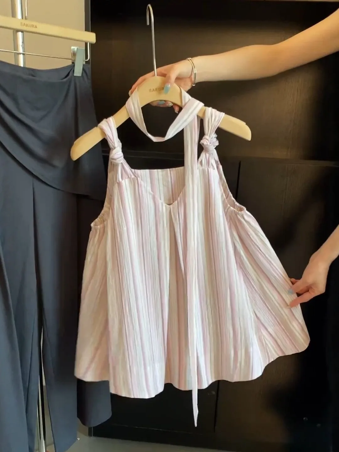 

Women's V-neck Strapless Vest Summer New Design Stripe Pattern Sleeveless Top Breathable Sexy Style Outdoor Travel Outfit