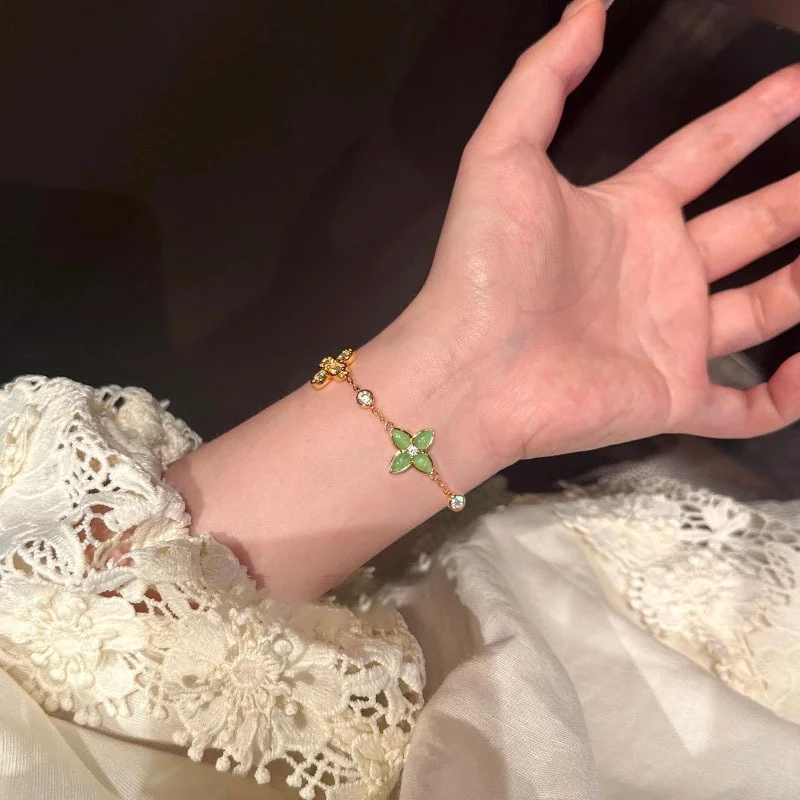 الأزياء الكلاسيكية الأخضر كريستال حجر زهرة سوار المرأة شخصية الفولاذ المقاوم للصدأ محظوظ سوار مجوهرات اكسسوارات هدية