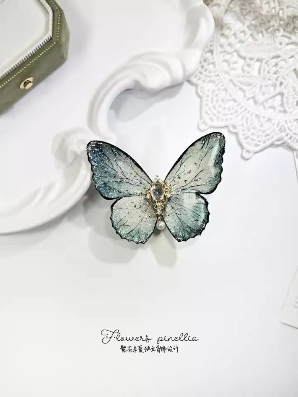 Butterfly Side Hair Clip for Girl, Duck Billed Hair Clip, Shining Temperament, Ice Grey, Blue, Retro, Courtyard Accessories