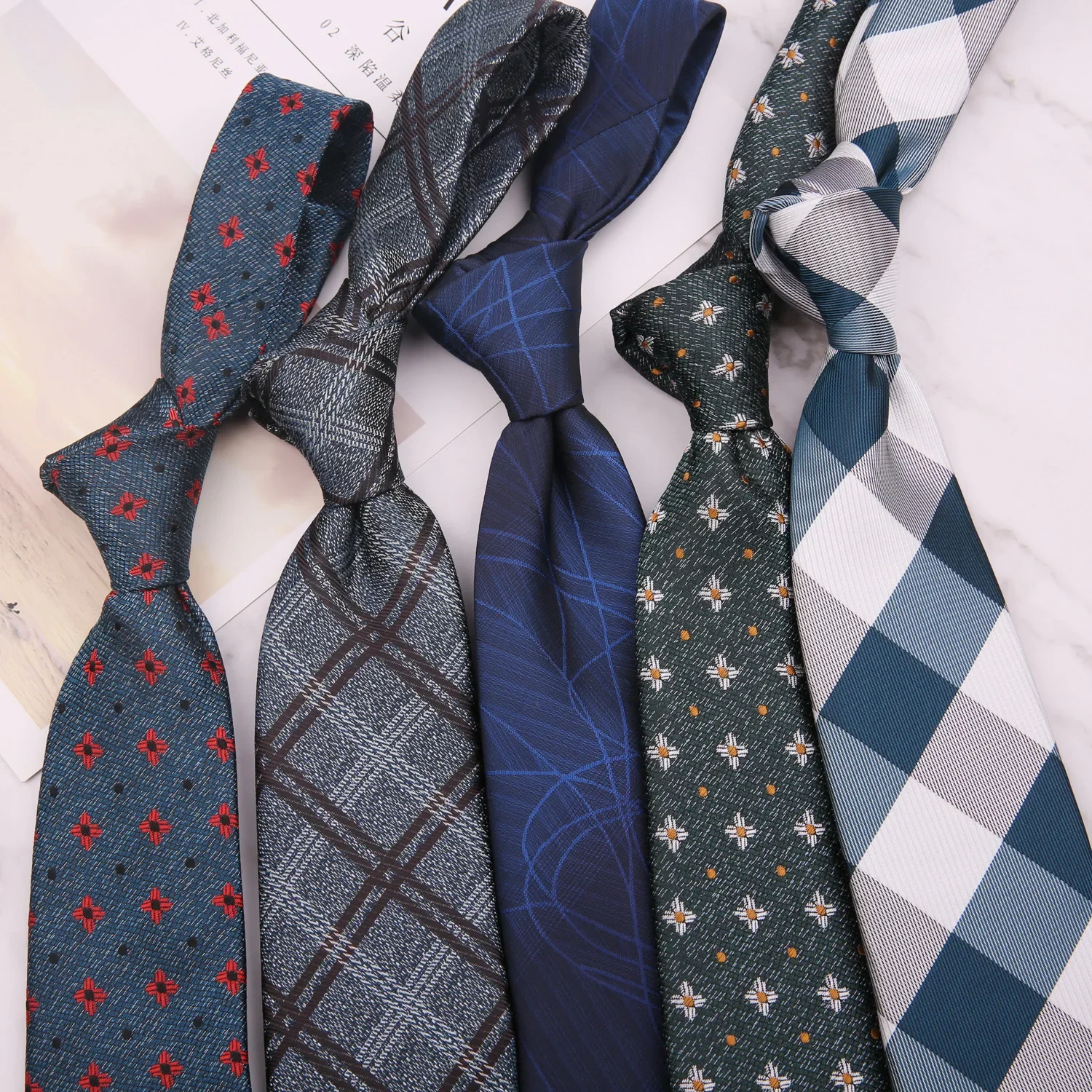 

Geometric Striped Plaid Ties for Mens Skinny Neckties Business Classic Polyester Neck Ties Neckwear Wedding Gravatas Slim Gifts
