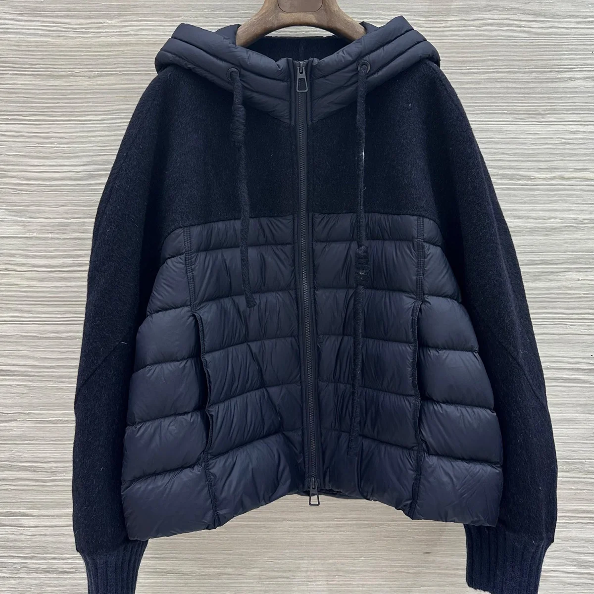 High Quality Women Hooded Spliced Short Down Jacket, Wool Blend Patchwork Coat with Knit Cuffs, Loose Warm Outerwear lyt2670191