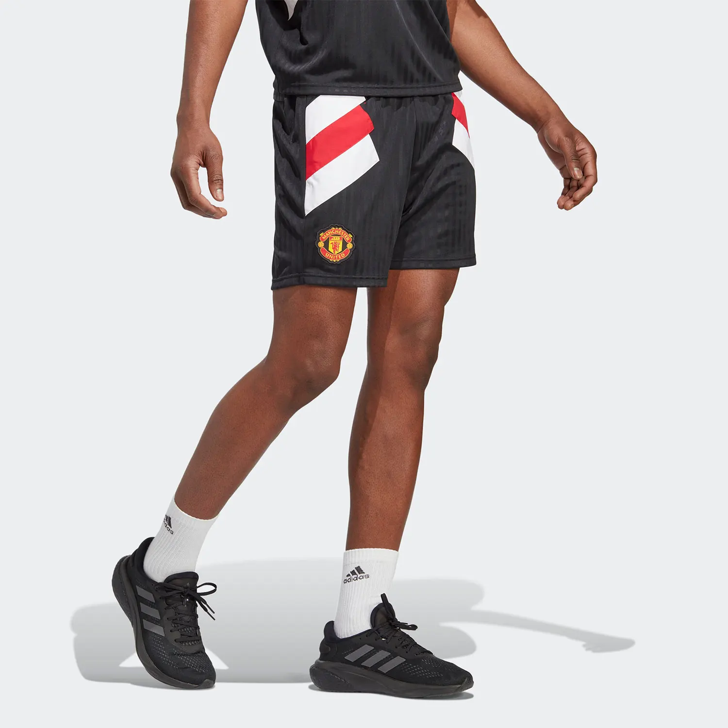 Adidas Originals Manchester United Soccer Men's Casual Culture Five-Quarter Pants HT2001
