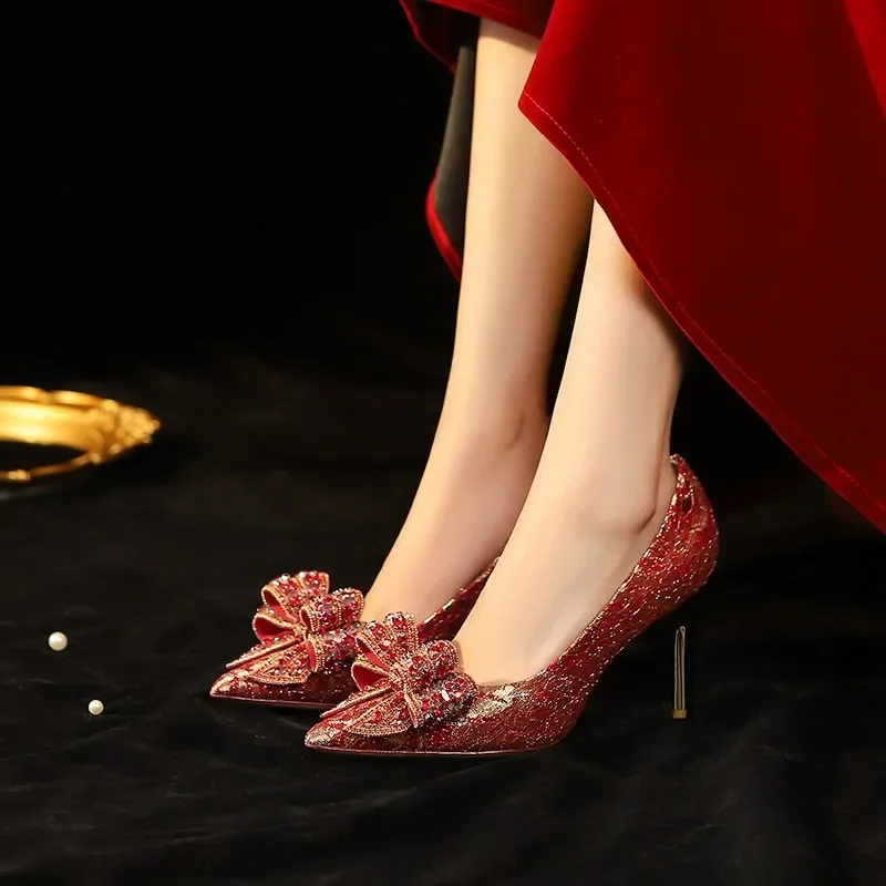 New Red Wedding Shoes for Women with Thin Heels, Pointed Bow, Crystal Chinese Style, Not Tiring Feet, Bride High Heels