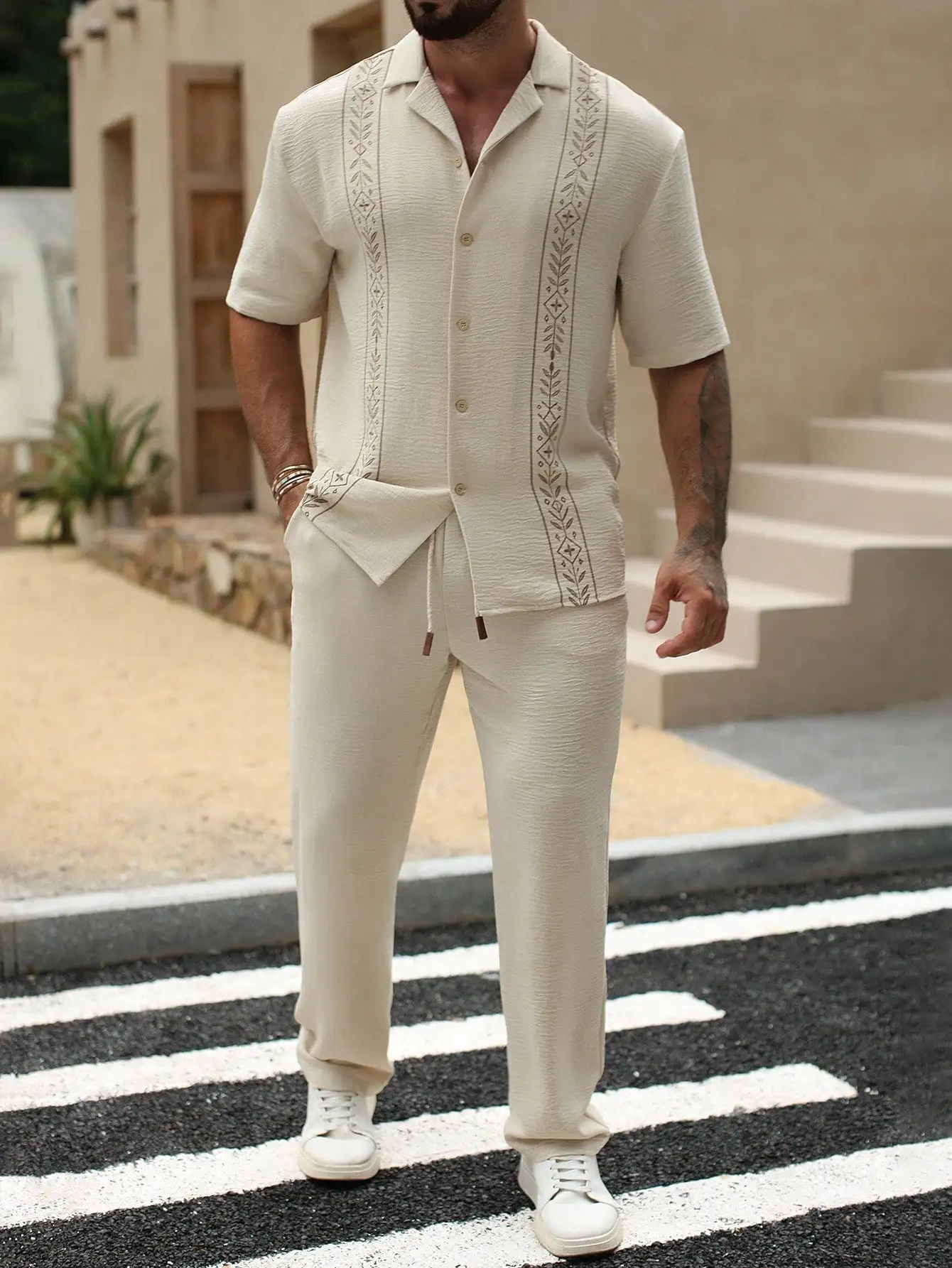 

Men's Crinkle Fabric Short Sleeve Shirt and Drawstring Waist Pants Set, Embroidered Trim, Casual Vacation Wear