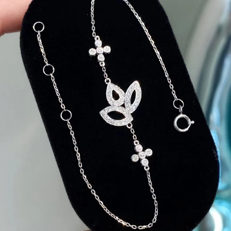 Butterfly Charm Chain Bracelet, Copper Alloy Inlaid Clear Zircon, Delicate Elegant Style Jewelry for Women, Suitable for Daily Wear, Dating, Banquet, Wedding and Birthday Gift