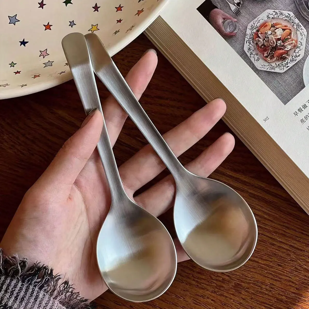 Stainless Steel Ear-Shaped Spoon, Matte Finish, Rice Spoon, Noodle Spoon, Soup Spoon, Dining Spoon, Household Porridge Spoon, Large Spoon, 2 Pieces