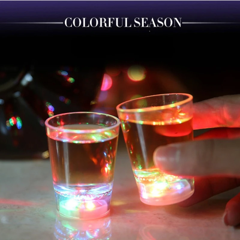 1PC Mini LED Flashing Plastic Beverage Wine Drink Cup Bar Decorative Party Club Mug Color Flashing Light Whisky Mug for Bar