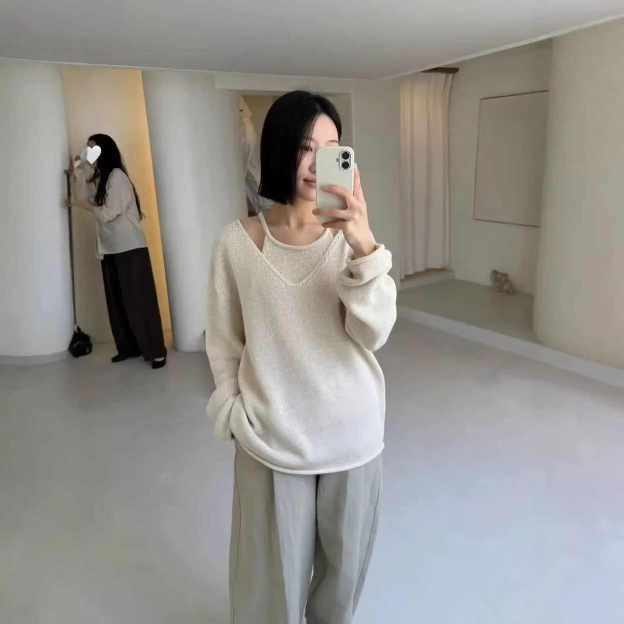 

Moia 26 New Paper V-Neck Knitted Sweater Knitted Vest Korean Style Loose Fit Cotton Material Medium Thickness for Women