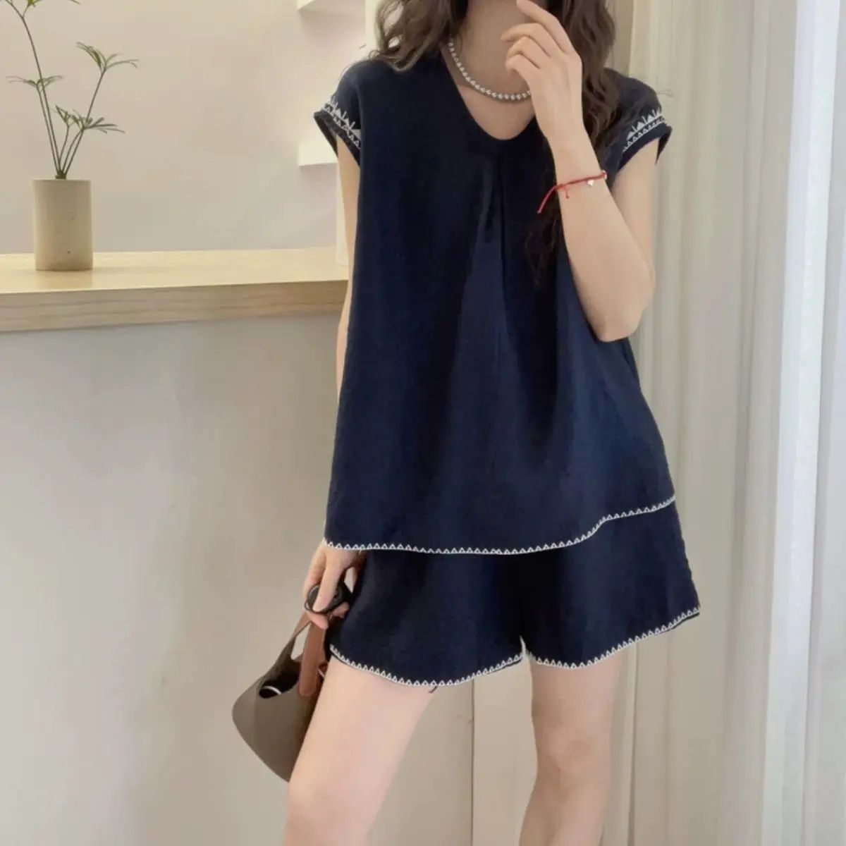 

Korean Sle plus Size Women's Spring Summer New T-irt Top Casual Pants Two-Piece Set Embroidered Cotton Linen Suit