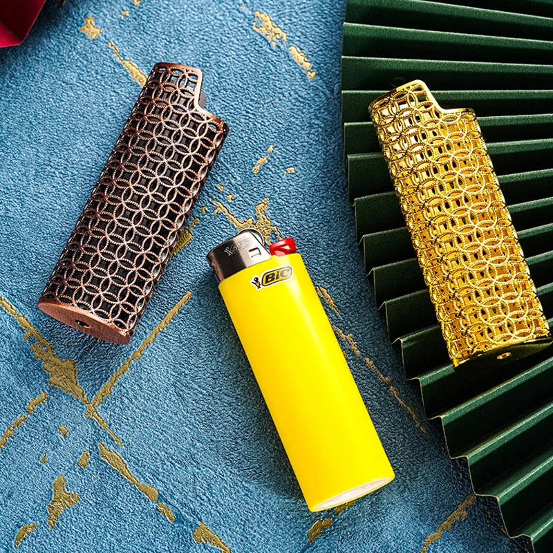 Retro Hollow Out Design Metal Lighter Case Cover Holder For BIC Standard Size Lighters Sleeve Type J6