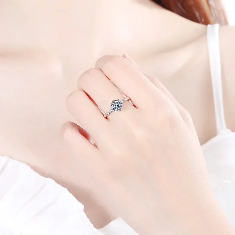 

Designer Jewelry Female 18K White Gold VVS1 D Color 1Carat Moissanite Diamond Torsion Beam Style Women Advanced Sense Gril Rings