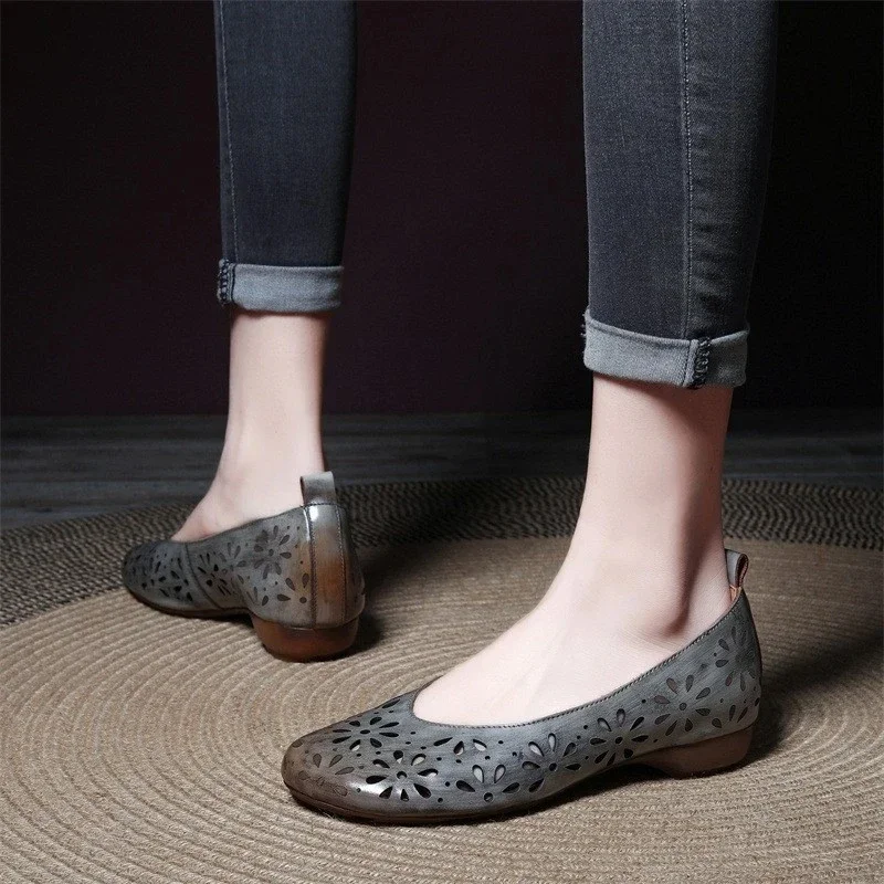 Women Moccassin 2.5cm Ethnic Natural Genuine Leather Summer Round Toe Comfy Soft Soled Flats Loafers Hollow Novelty Shoes