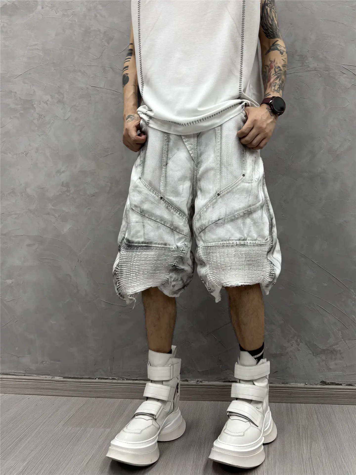 Retro Waste Land Distressed Vertical Cut Profile Fifth Pants Personality Ruffle Stylish Flow Workwear Shorts Bermuda Men