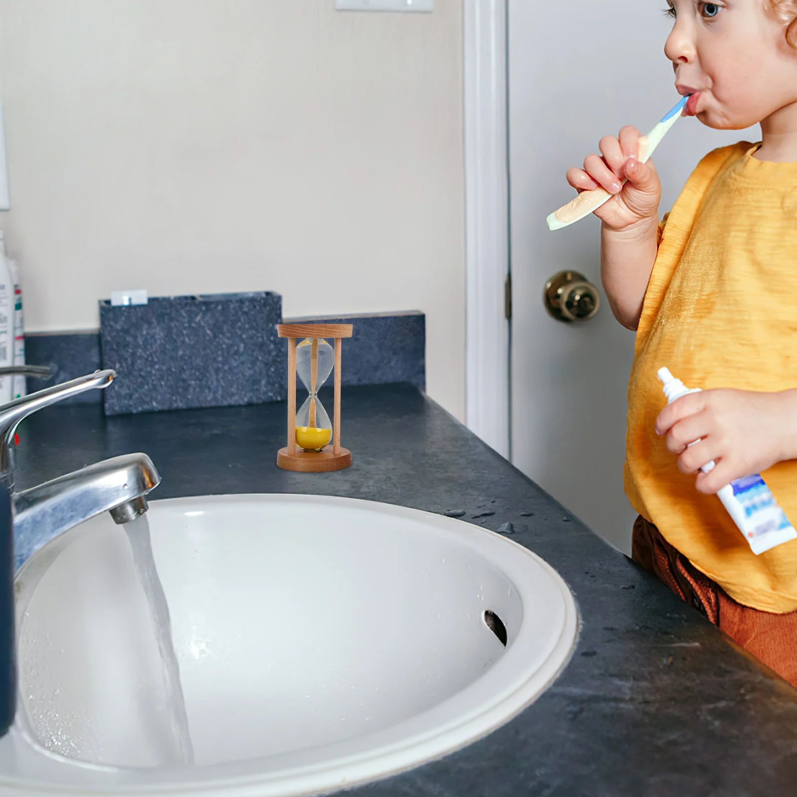 

5-Minute Timer for Kids Tooth Brushing Hourglass Children's Bathroom Time Management Funny Glass Washing Timer