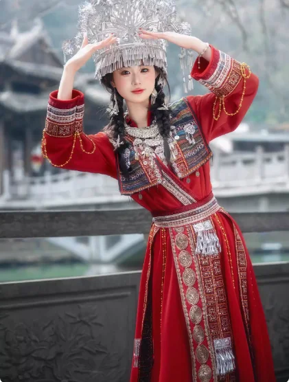 Ensemble de olympiques Hmong chinois et Tujia pour femmes, costume de scène rouge