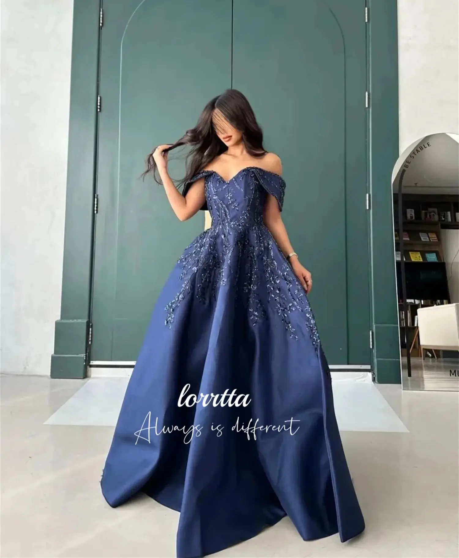 Vestido de noche personalizado de satén con bordado de cuentas, línea azul oscuro, vestidos de fiesta elegantes para ocasiones formales de lujo