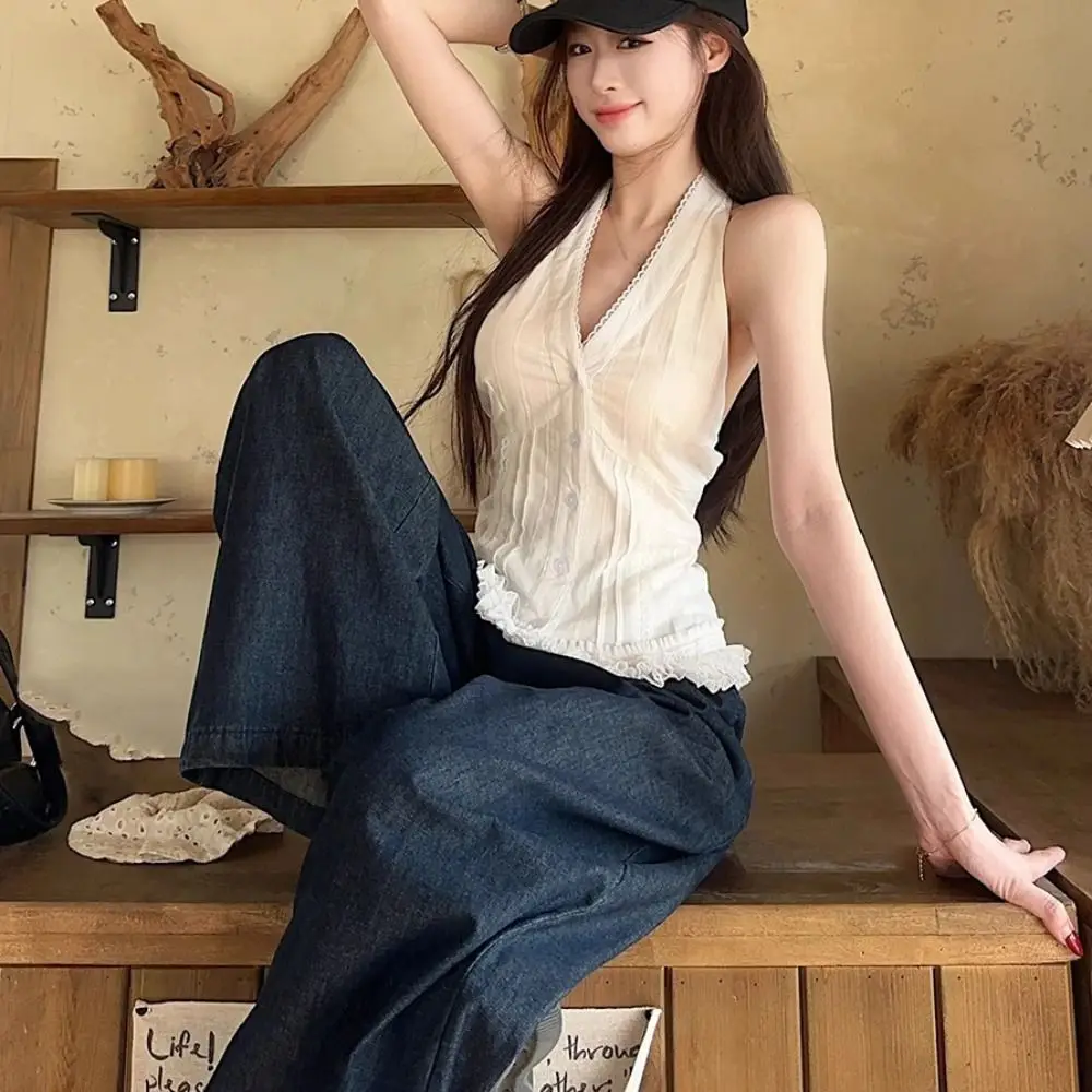 Chic V Neck Lace Halter Crop Top Slim Fit Sleeveless Lace Vest Top Girl Korean Style Sweet Hanging Neck Camisole Summer