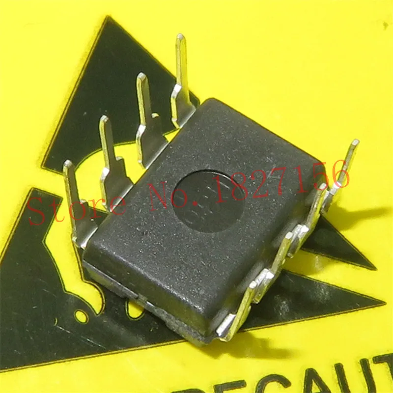 1pcs/lot C1701C UPC1701C DIP-8   BIPOLAR ANALOG INTEGRATED CIRCUIT